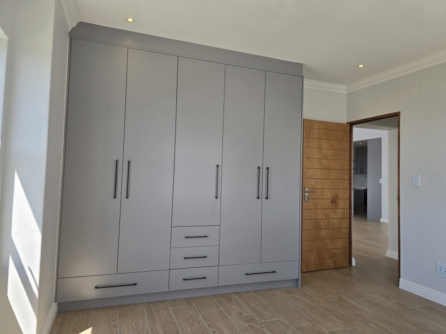 3 Bedroom Property for Sale in St Helena Views Western Cape